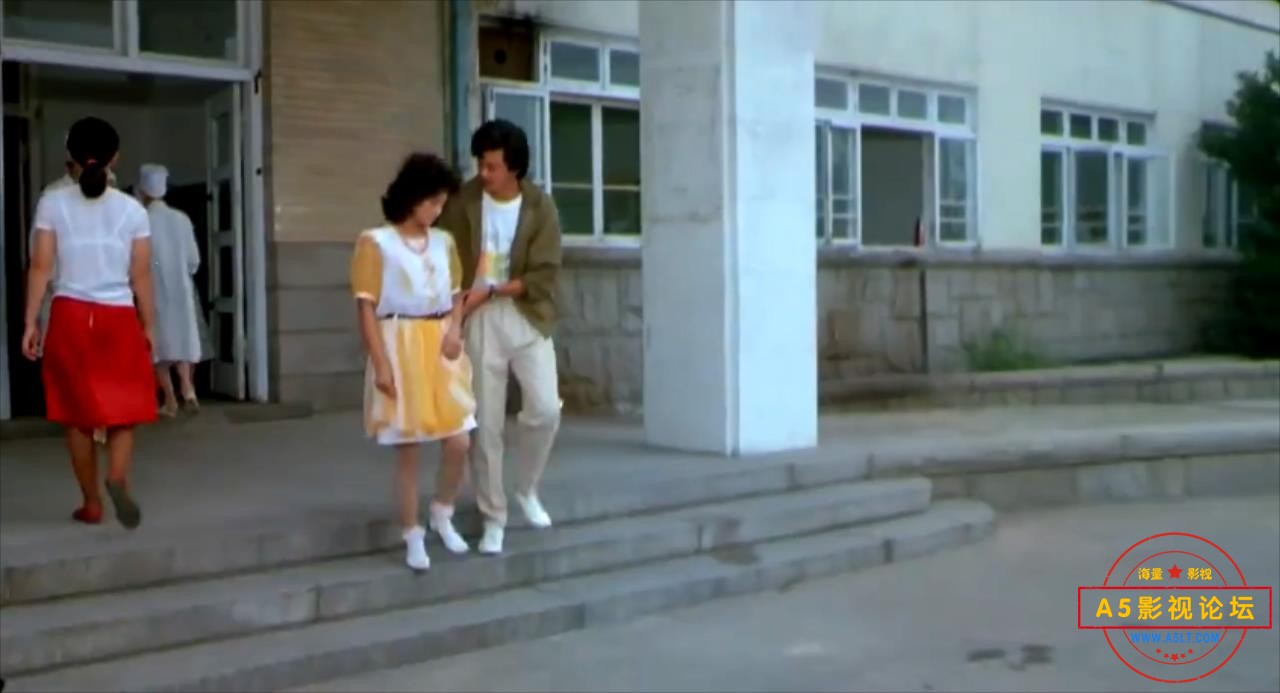 夜幕下的**幽灵 1989.mp4_20230508_152812301.jpg