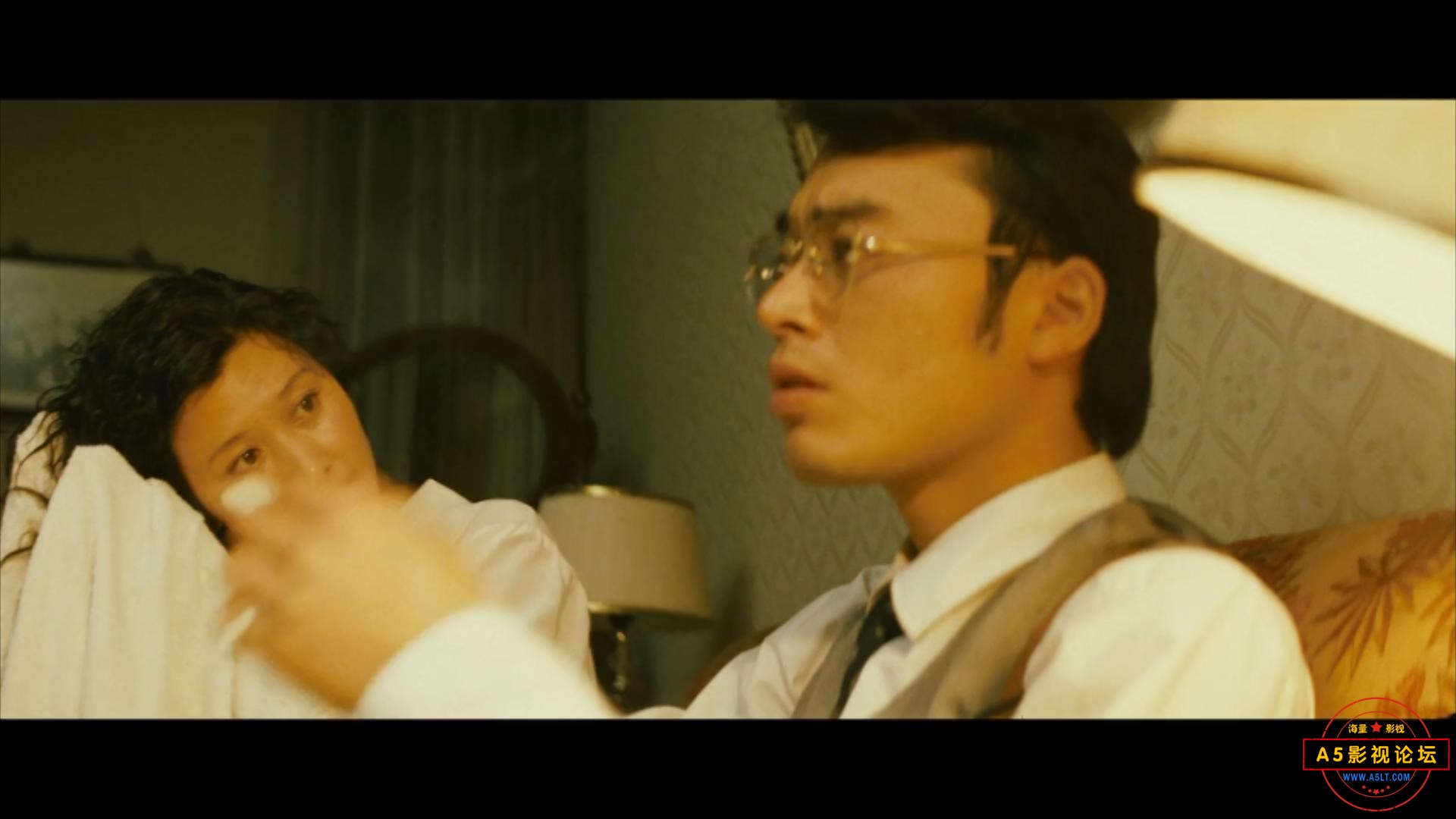 愤怒的孤岛（潇湘.1989）.mp4_20230514_195304467.jpg