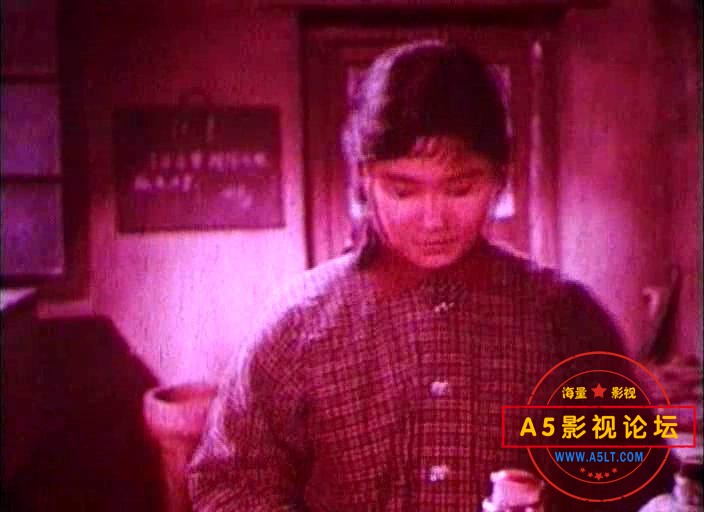 雁鸣湖畔 (1976).avi_20230715_174548253.jpg