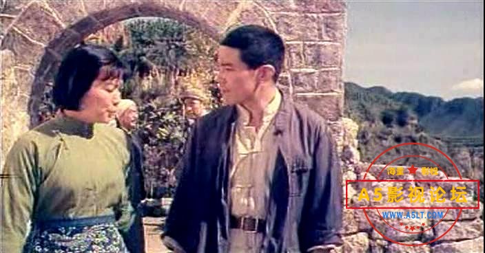 山花 (1976).avi_20230715_180323709.jpg