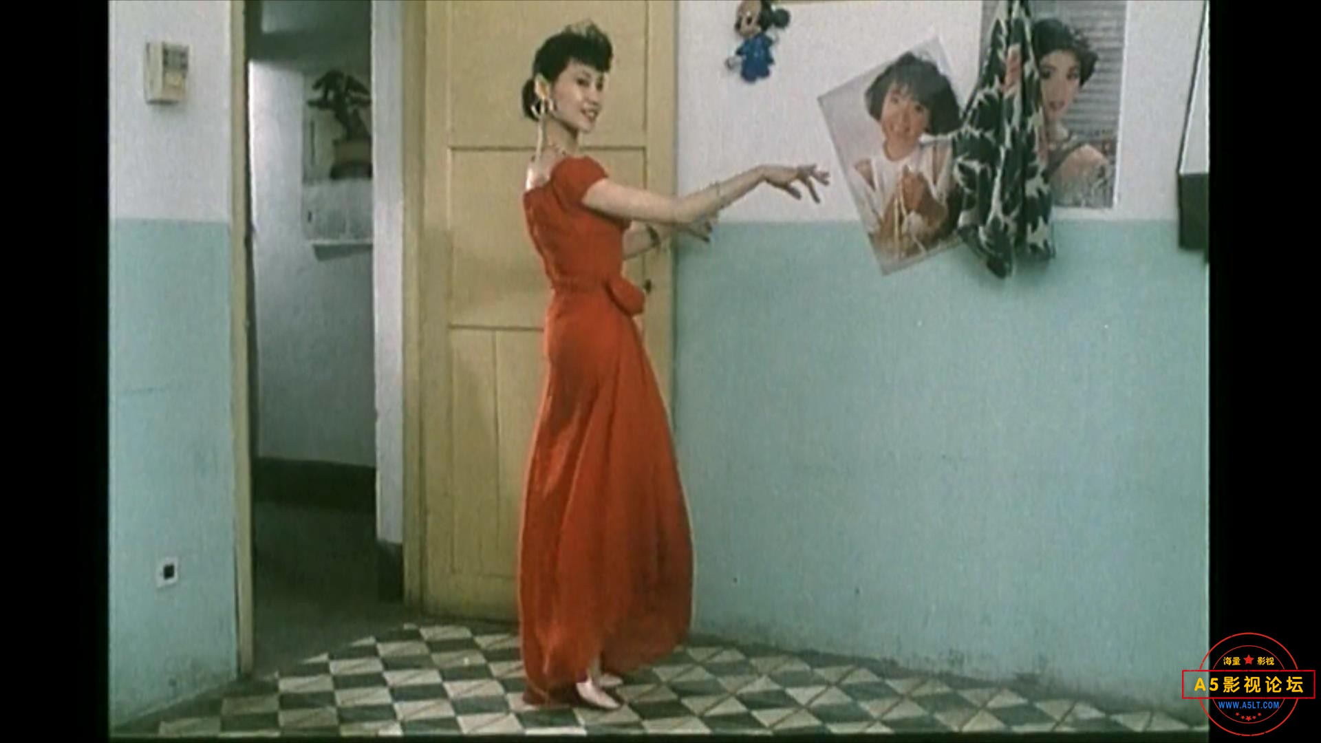 三对半情侣和一个小偷（1989）.mp4_20230529_155117041.jpg