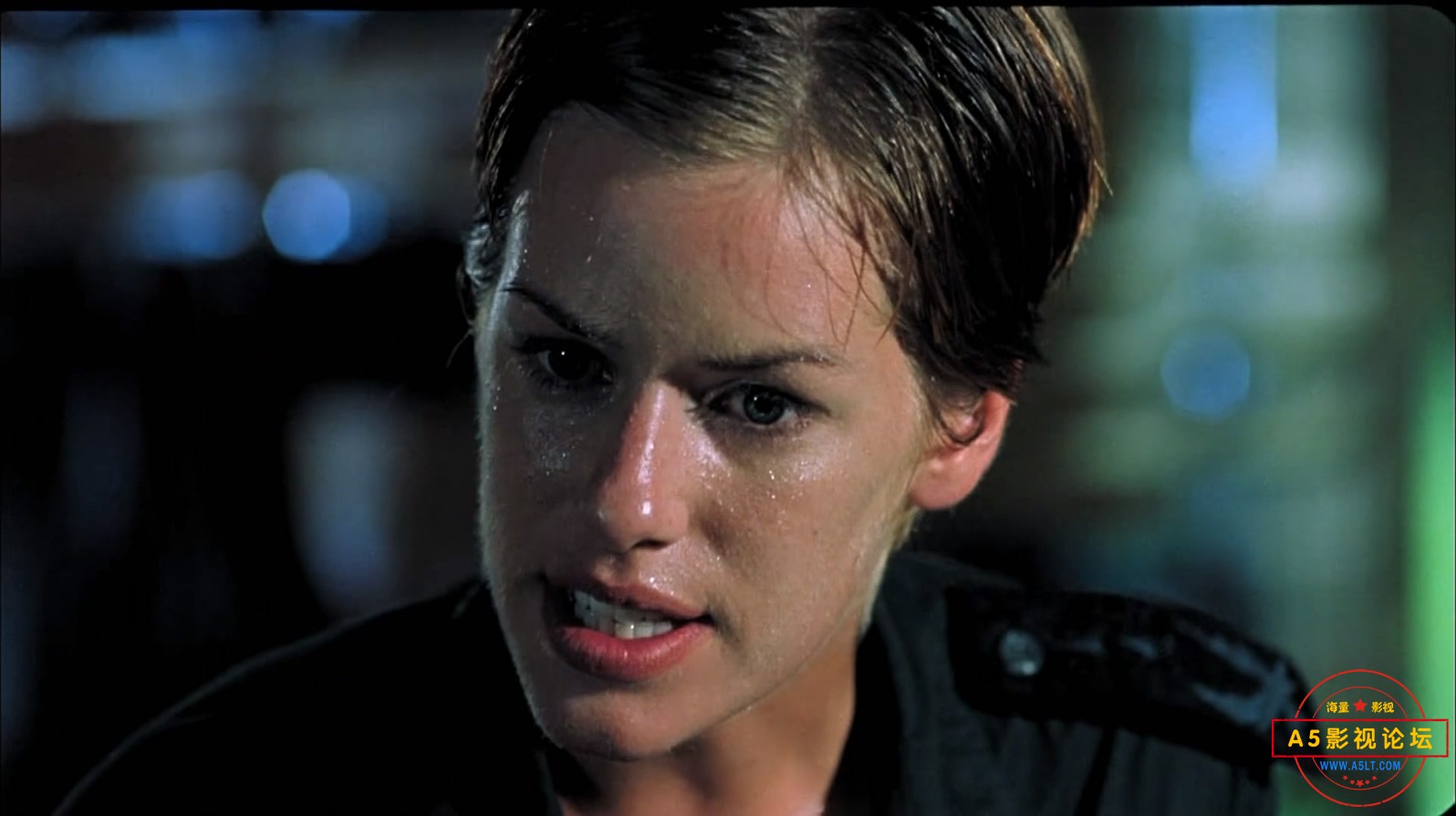 冲出亚马逊.2002.2160p.WEB-DL.H265.AAC-DreamHD.mkv_20230830_182813.643.jpg