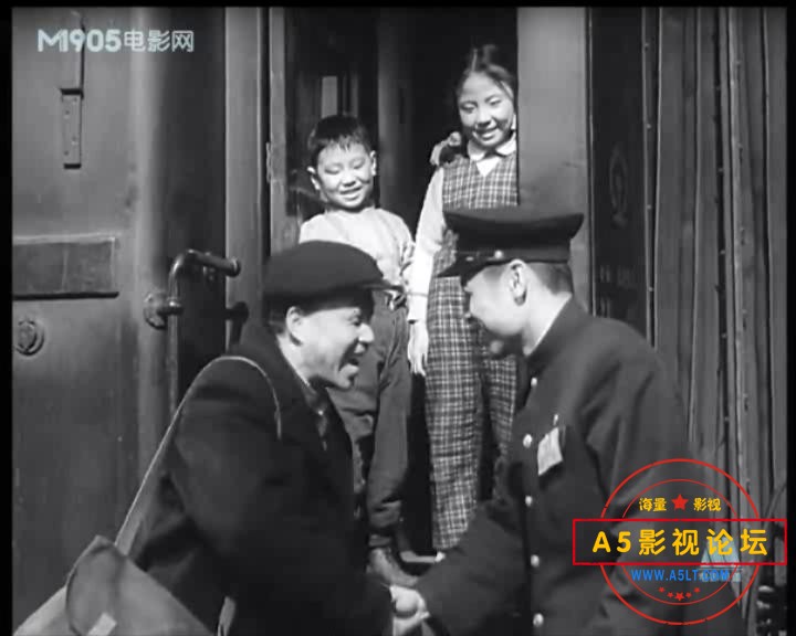 兰兰和冬冬（1958）.mp4_20231122_180044623.jpg