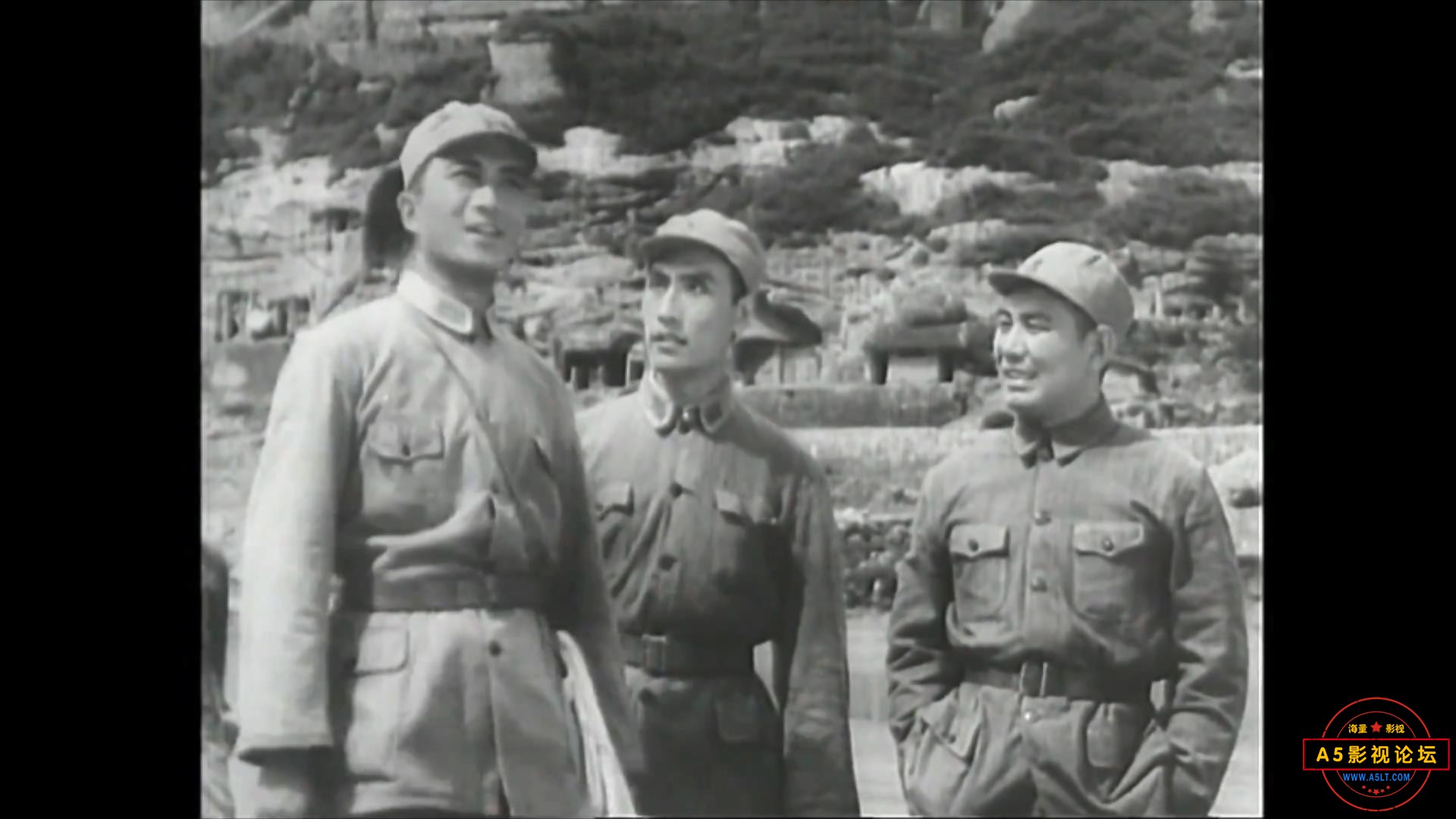 永不消逝的电波 1958.ts_20231201_134832530.jpg