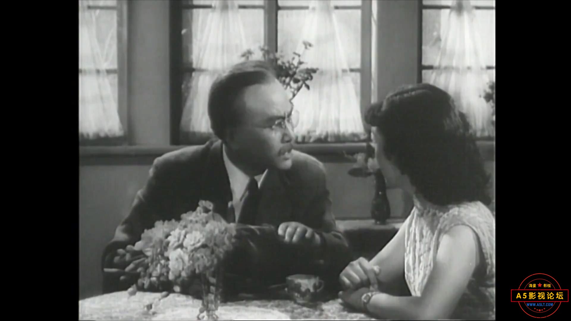 永不消逝的电波 1958.ts_20231201_134836312.jpg