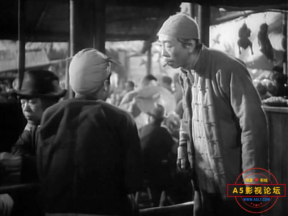 两个巡逻兵 (1958).mp4_20231203_131356919.jpg