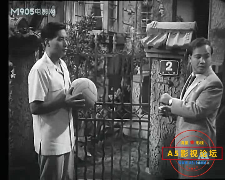 球场风波 1957.mp4_20231206_133320929.jpg