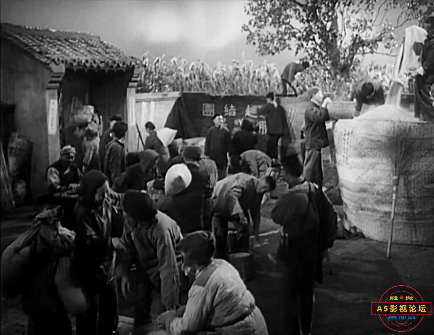 湖上的斗争.mp4_20231226_185619498.jpg