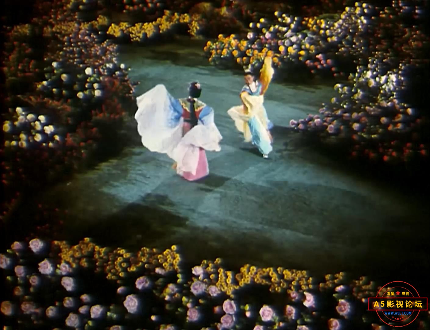 梁山伯与祝英台 1954.mp4_20231230_132224319.jpg