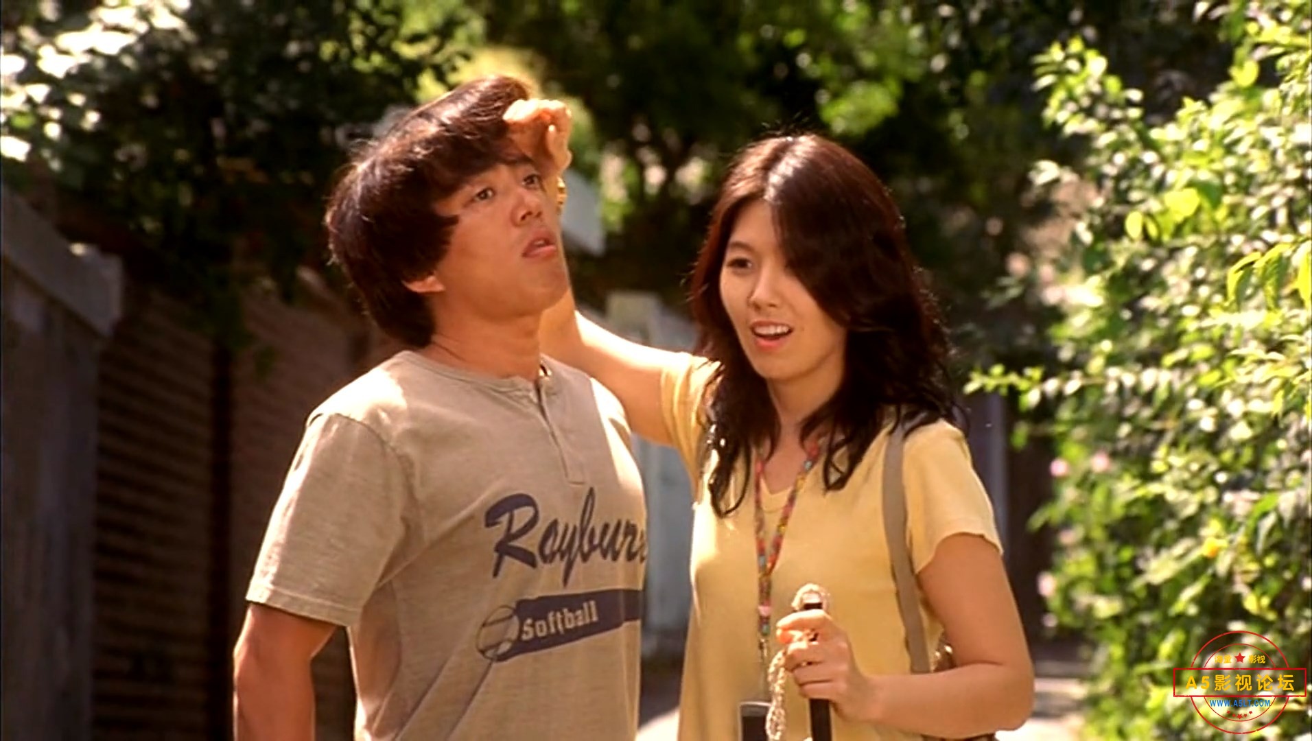 Hello.UFO.2004.KOREAN.ENSUBBED.1080p.WEBRip.x264-VXT.mp4_snapshot_00.27.28.991.jpg