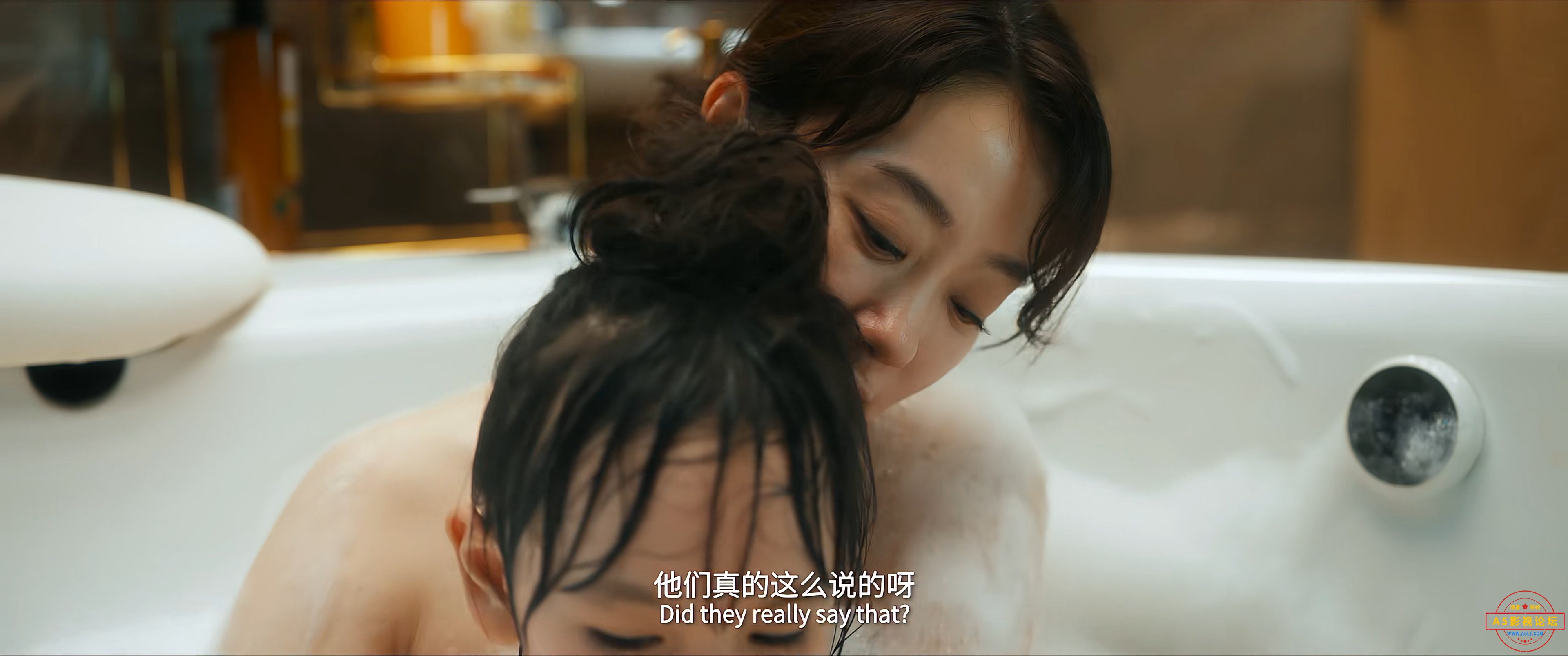 拯救嫌疑人.2023.4K.WEB-DL.H265.DDP.5.1[**.云上追影].mkv_20240224_171659.398.jpg