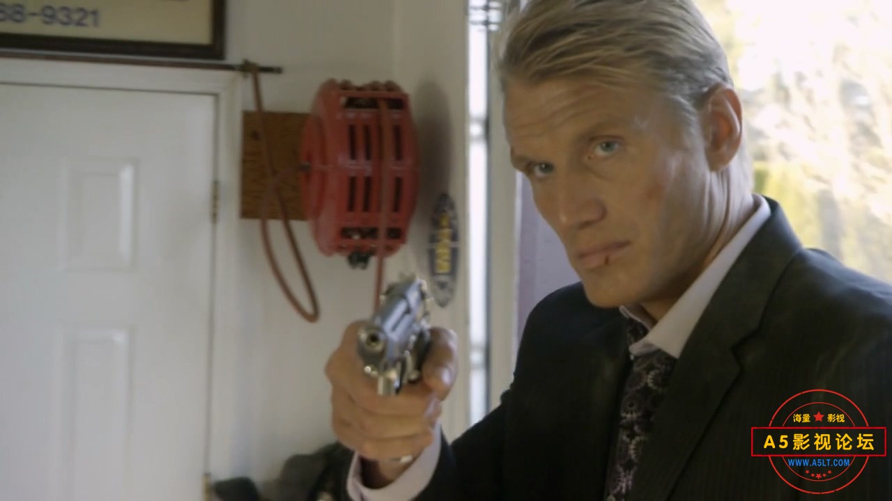 轰天谍战.Icarus.2010.HR-HDTV.AC3.1024X576.x264.mkv_20240406_112257.276.jpg