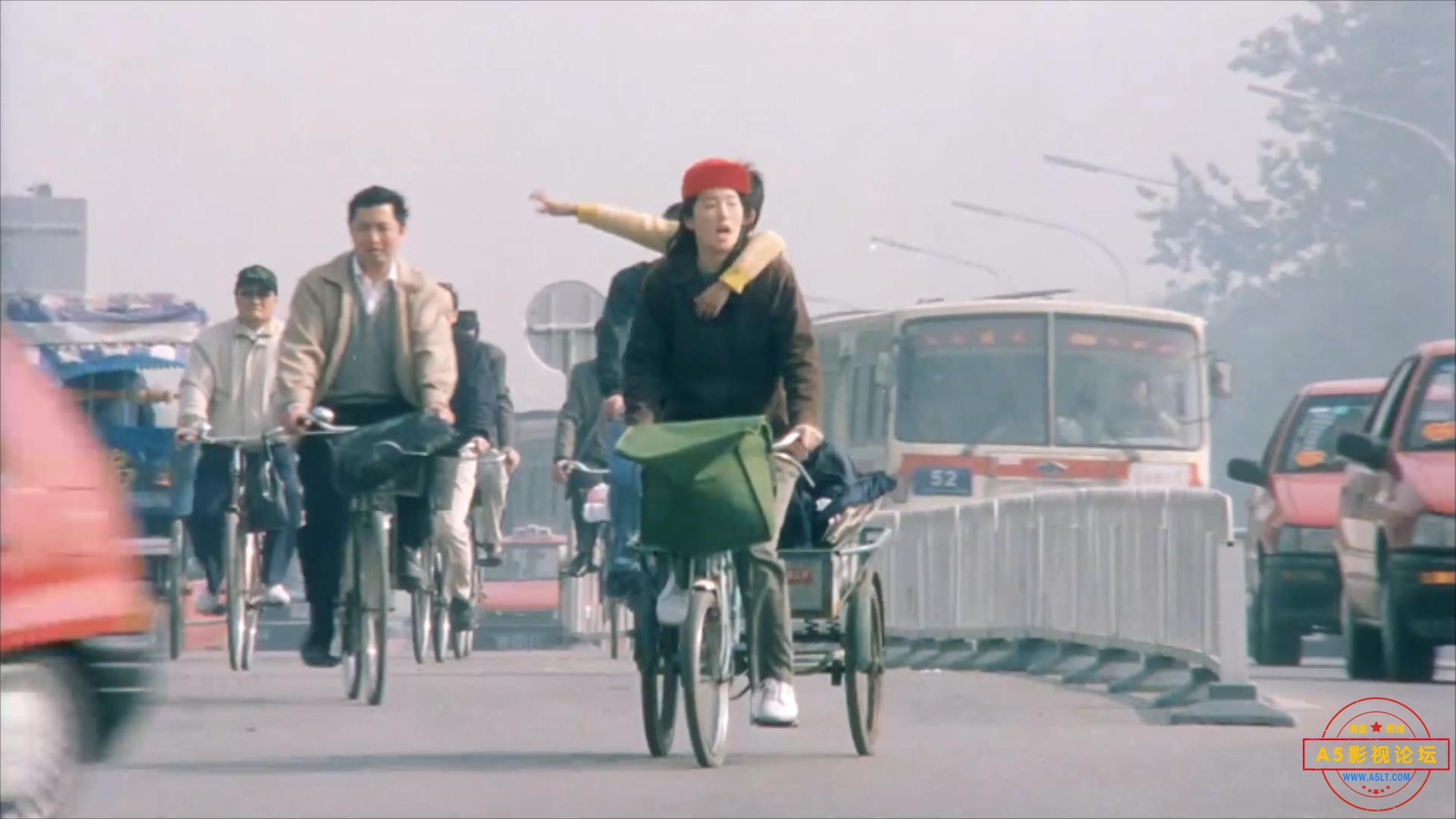 漂亮妈妈 2000.mp4_20240408_134153332.jpg