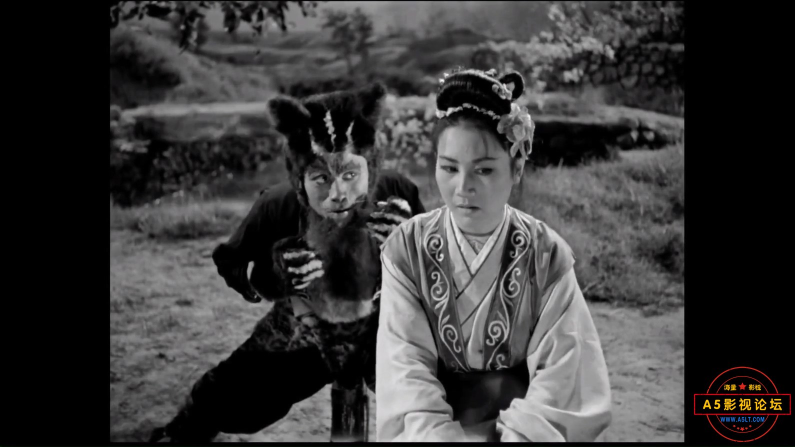 马兰花Ma.la.hua.1961.1080p.WEB-DL.H264.AAC-BATWEB.mp4_20240731_124511.046.jpg