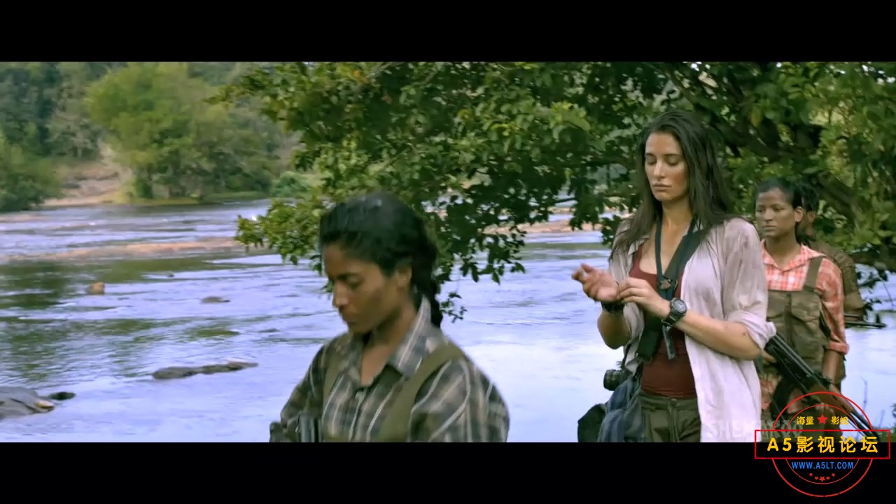 谍战马德拉斯.Madras Cafe.2013.HR-HDTV.AC3.1024X576.X264.mkv_20240904_173659.516.jpg