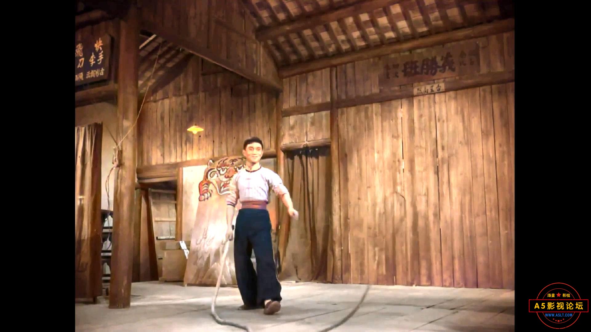 飞刀华.The.Knife-Thrower.1963.1080P_2024911175529.JPG