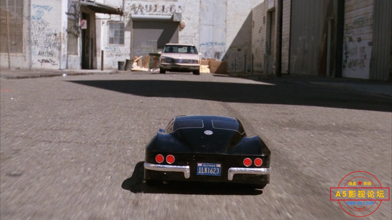 [虎探追魂].The.Dead.Pool.1988.BluRay.720p.x264.AC3-CMCT.mkv_20240915_203911.453.jpg