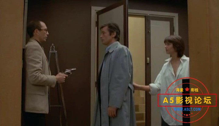 杀手无情.1982.DVDrip.x264.2Audio-Lxzm.mkv_20240916_122139.593.jpg