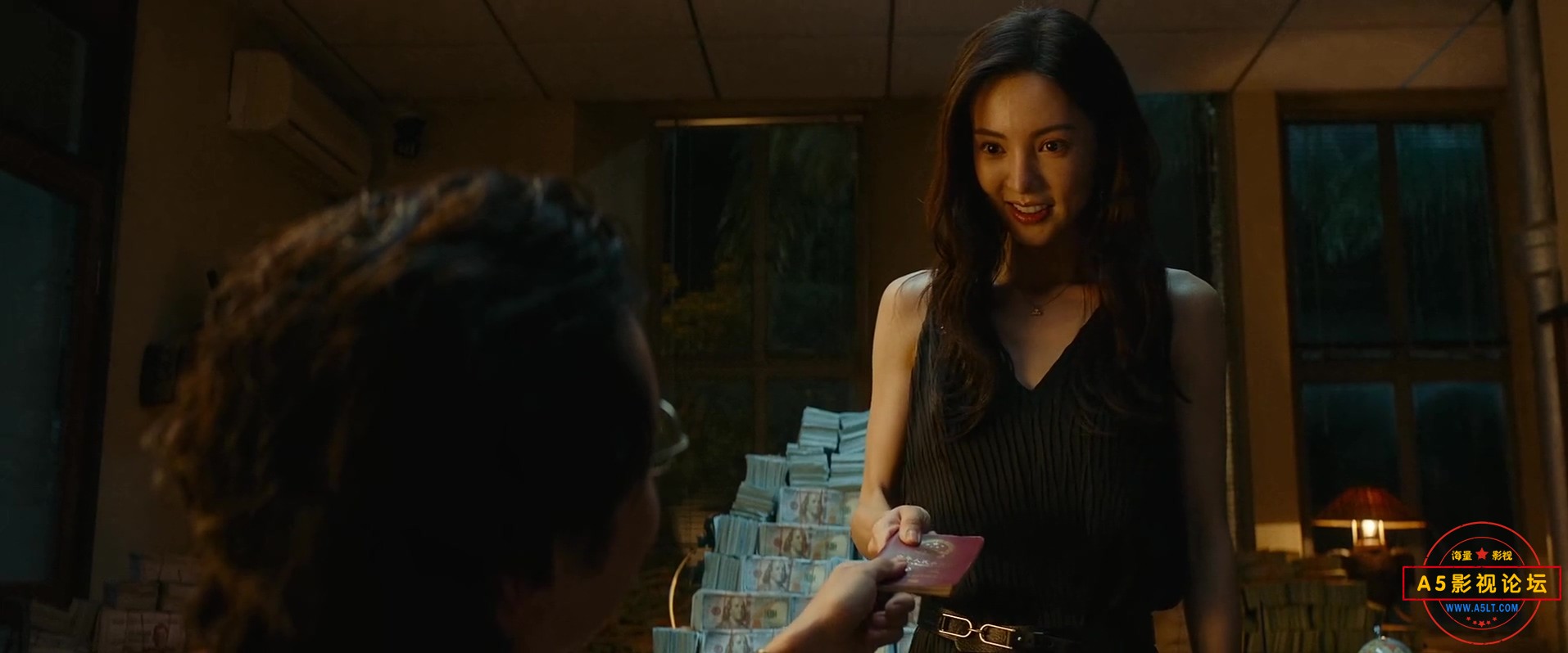 孤注一掷_x264.mp4_20240916_215524.970.jpg