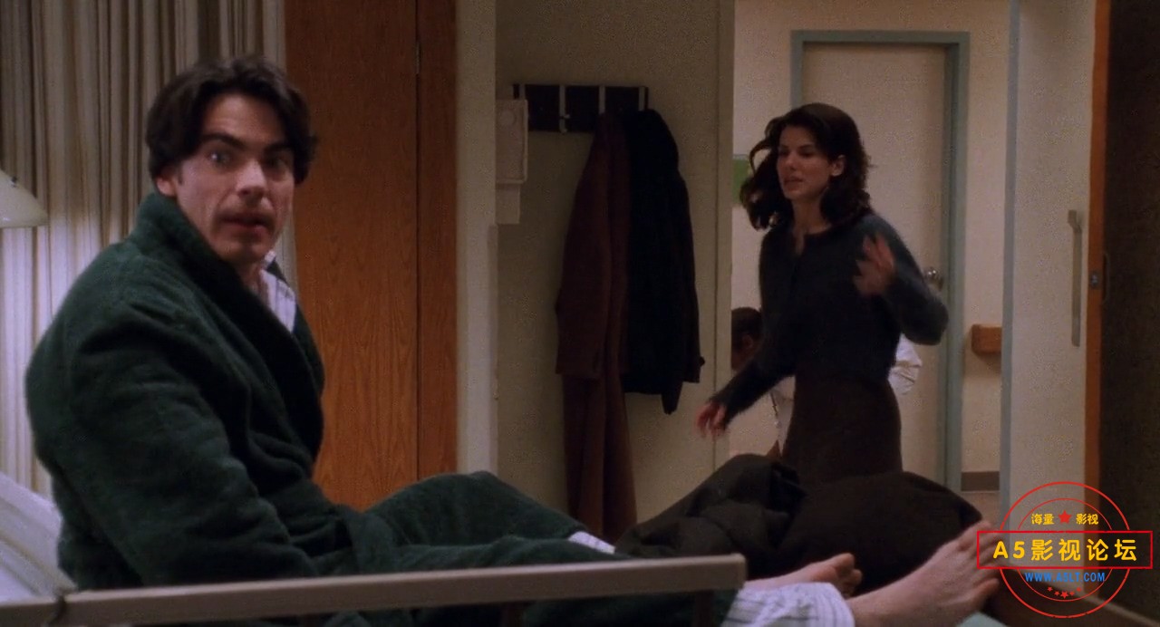 While.You.Were.Sleeping.1995.BluRay.720p.AC3.2Audio.x264.mkv_20240919_164013.000.jpg
