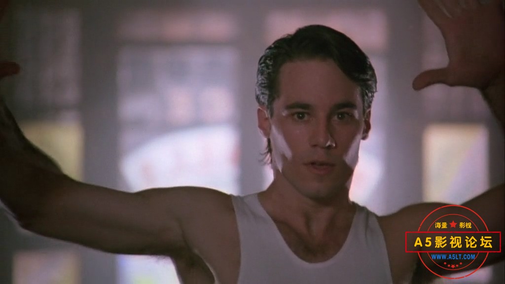 舞国英雄.Strictly.Ballroom.1992.BluRay.x264.2Audio.AC3.FULLCD-NowYS.mkv_20240919.jpg