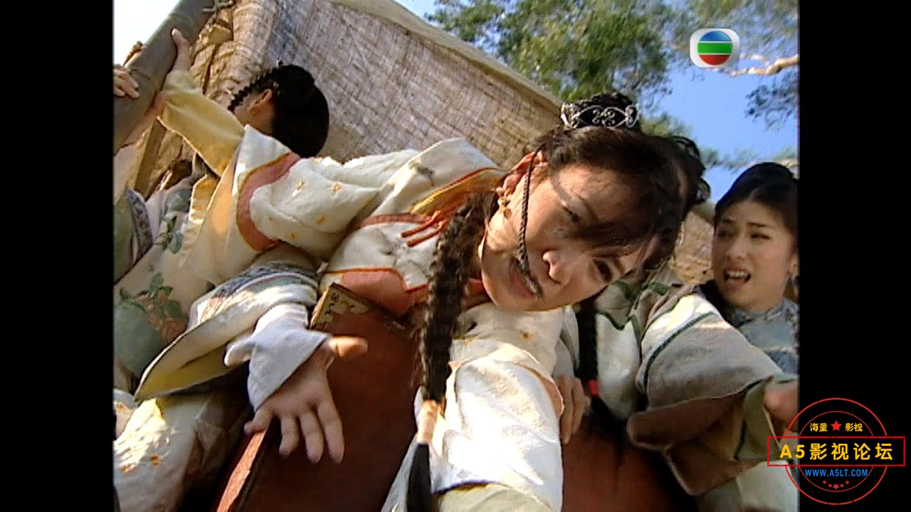 金枝欲孽1-01.mkv_snapshot_12.05.708.jpg