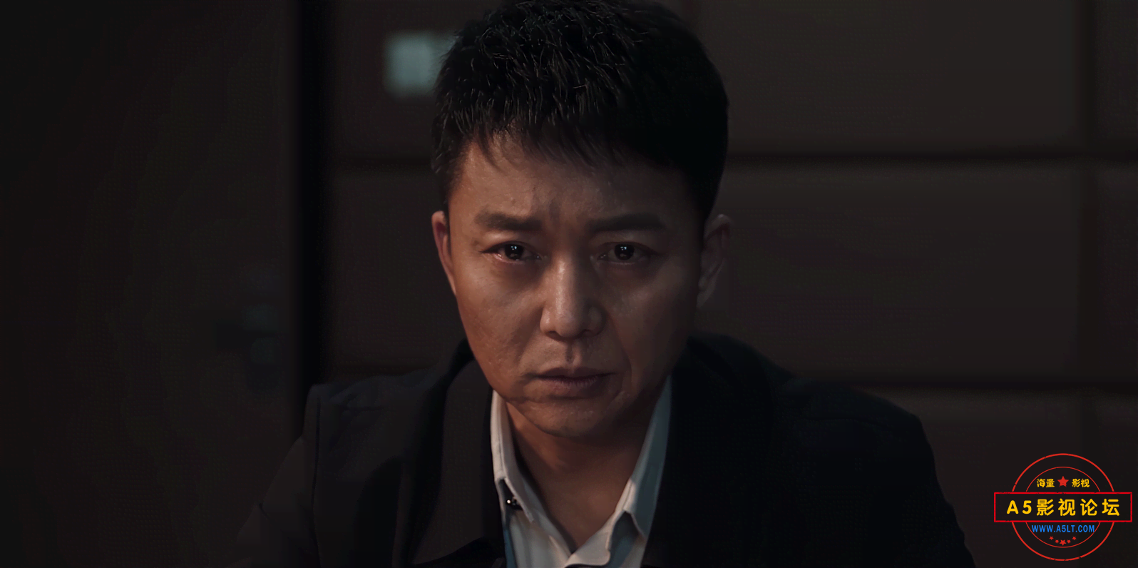 截图3-E27.2160p.WEB-DL.H265.AAC-LeagueWEB.mp4_20241008_130339.993.png