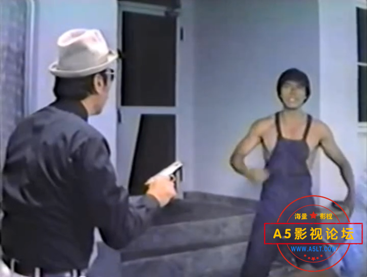 0两虎恶斗1974333[01_12_49][20241101-200214].png