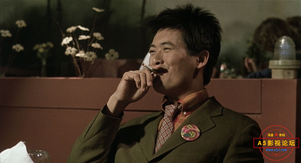 An.Autumn's.Tale.1987.BluRay.720p.AC3.2Audio.x264-CHD.mkv_snapshot_00.41.14.444.jpg