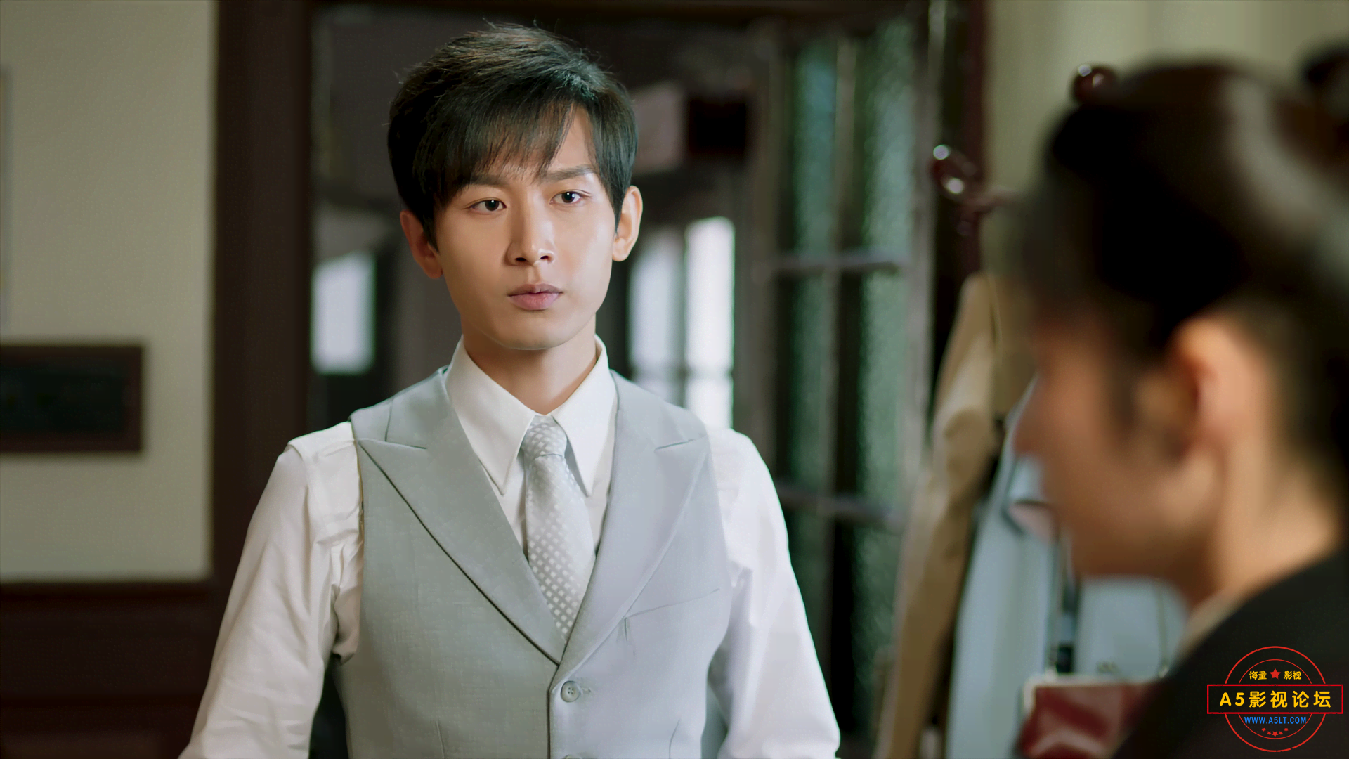 截图2-深潜S01E12.2024.2160p.WEB-DL.H265.EDR.DDP2.0.mkv_20241204_031900.661.png