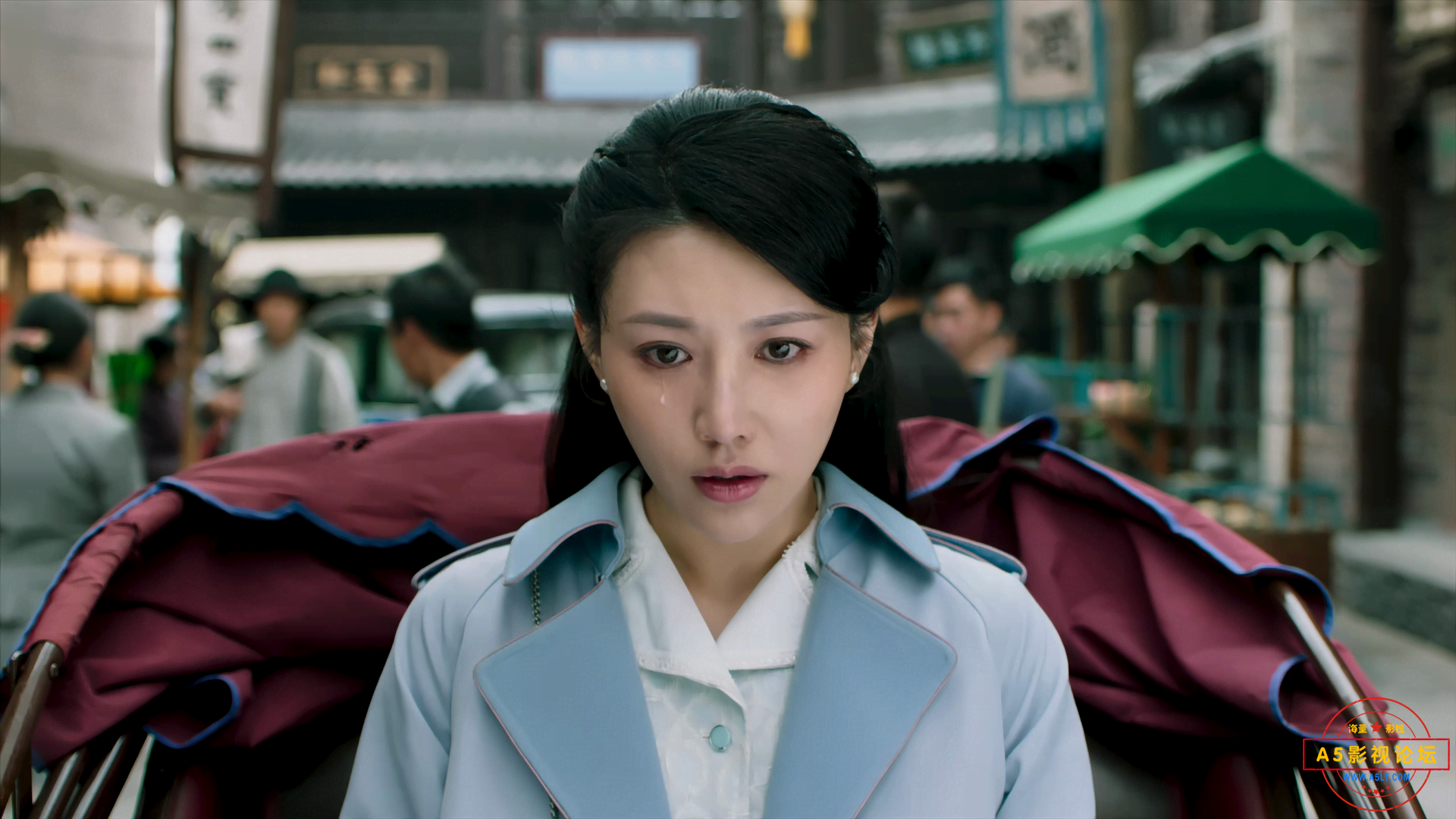 截图3-深潜S01E12.2024.2160p.WEB-DL.H265.EDR.DDP2.0.mkv_20241204_031654.285.png