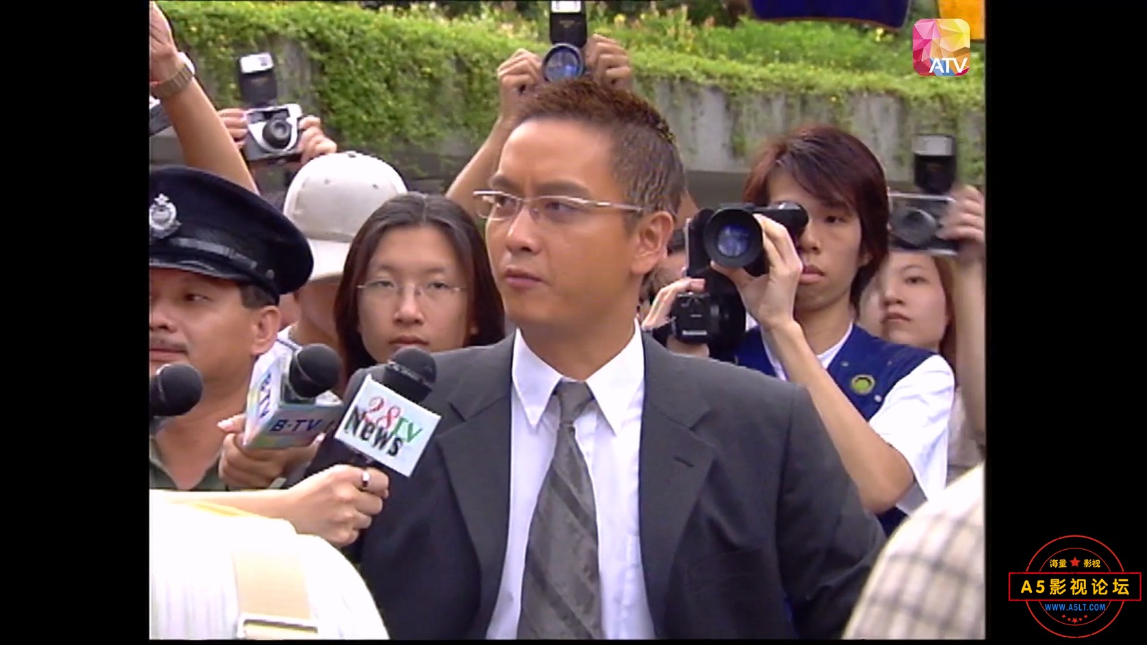 暴风刑警01.mkv_20250115_154745.612.jpg