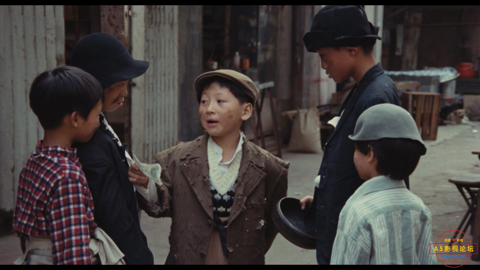 Laughing.Times.1980.1080p.MyTVS.WEB-DL.H265.AAC-TAGWEB.mkv_20250116_182502.416.jpg