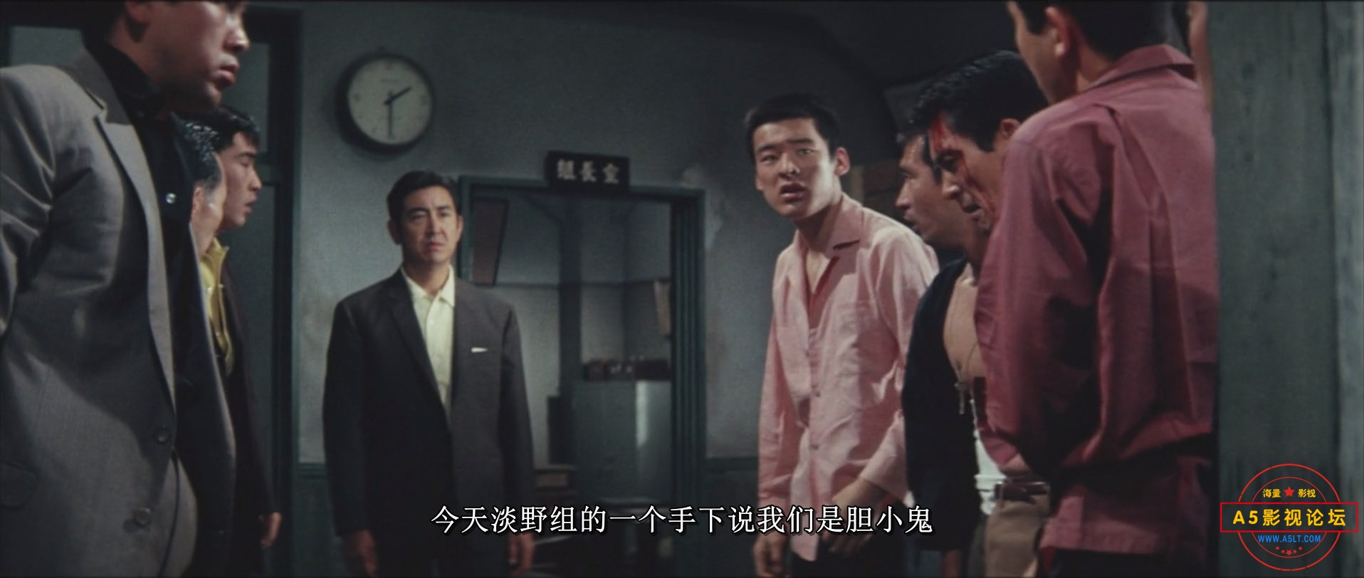 日本黑帮组长Japan.Organised.Crime.Boss.1969.JAPANESE.1080p.WEBRip.x264日语中字.m.jpg