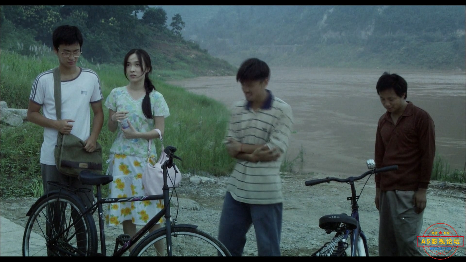 迷城.Distant.Thunder.2010.1080p.WEB-DL.H264.AAC-MOMOWEB.mkv_20250409_132945.904.jpg