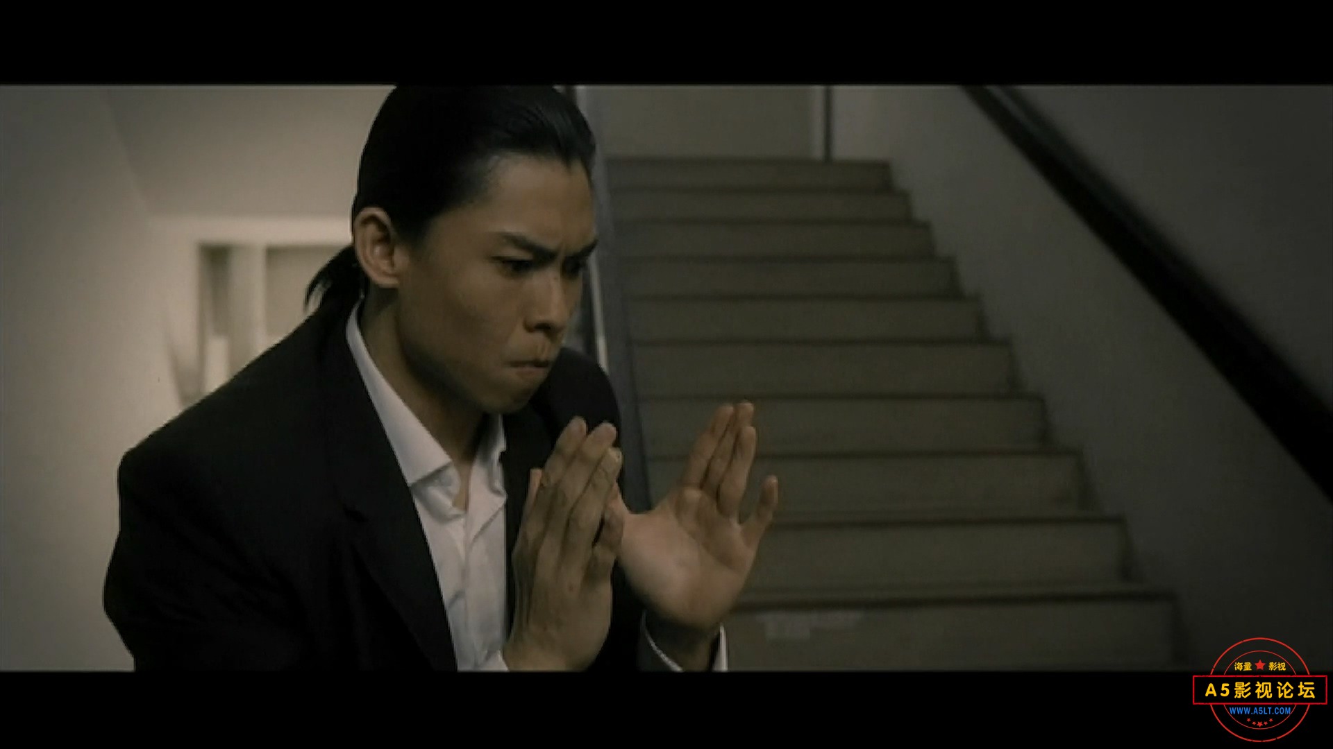 茶舞.One.Last.Dance.2006.1080p.NF.WEB-DL.x264.DDP2.0-MOMOWEB.mkv_20250618_210714.812.jpg