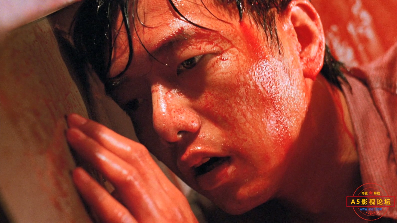 [人R叉S包2之天诛地灭].The.Untold.Story.II.1998.HKG.BluRay.1080p.x264.AC3-CMCT.mk.jpg